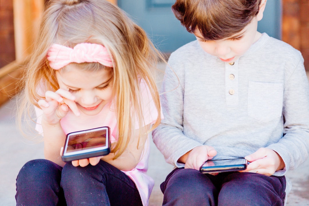 kids phone portrait